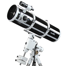 Sky-Watcher EXPLORER-200P HEQ5 PRO SynScan motorised parabolic Newtonian reflector